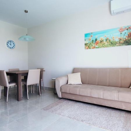Marbella Holiday Apartments - Seafront - Wifi Marsaskala Exteriér fotografie