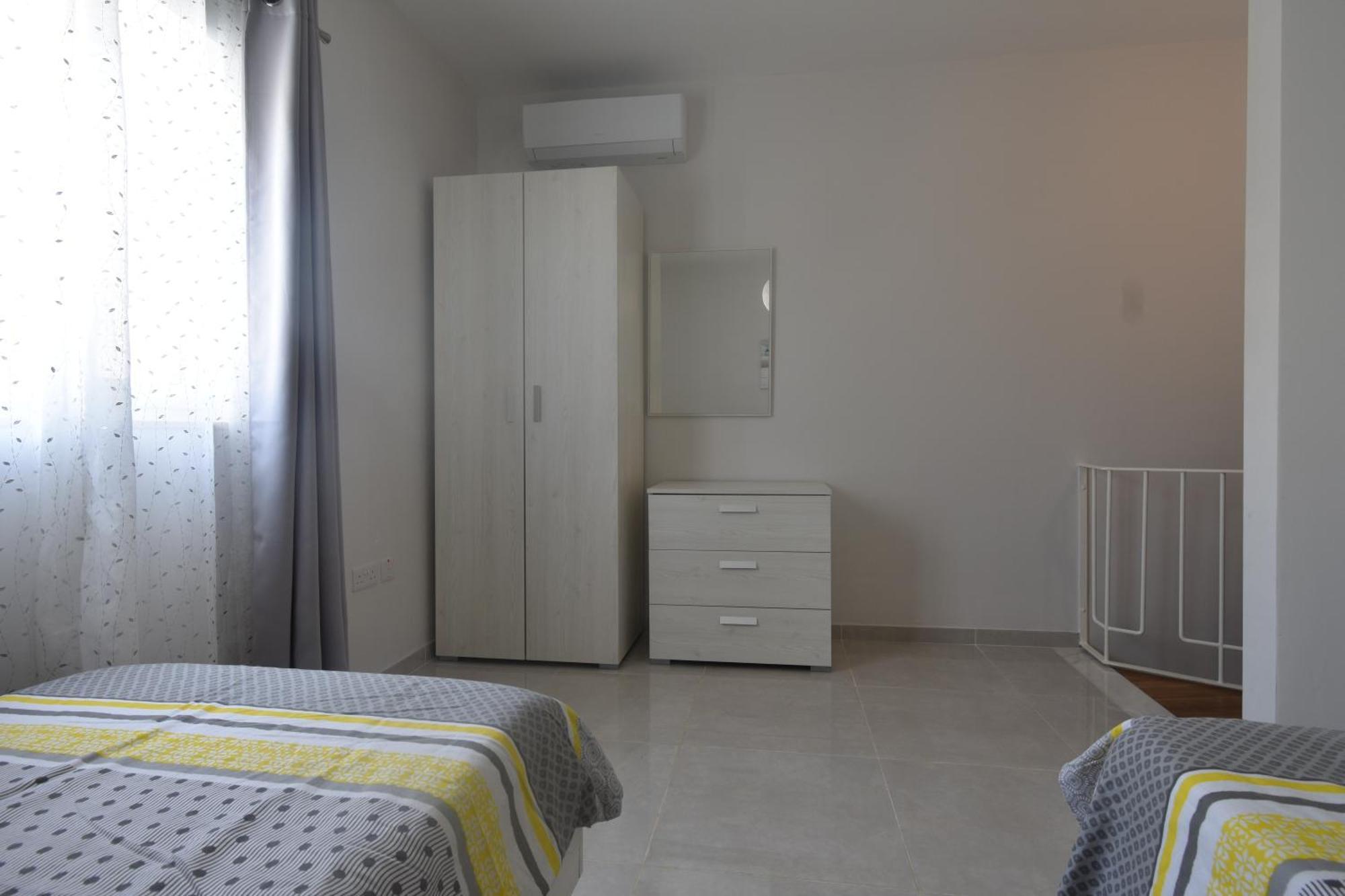 Marbella Holiday Apartments - Seafront - Wifi Marsaskala Pokoj fotografie